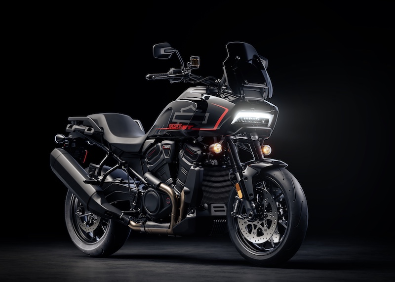 MY25 Key Features RA1250ST