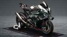 BMW M 1000 RR LE ISLE OF MAN TT